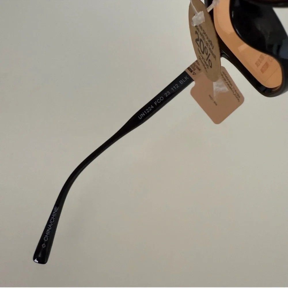 NEW Frye and Co Retro Navigator Aviator Sunglasses